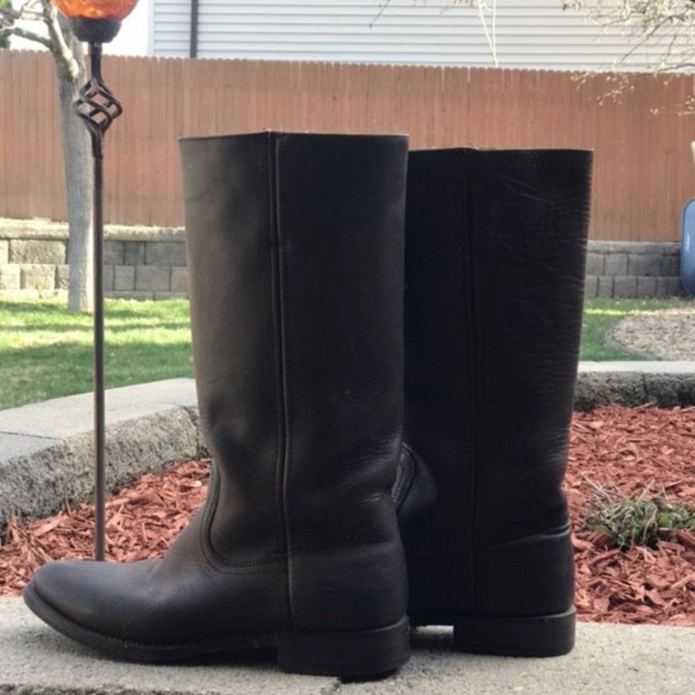 Frye Women’s Melissa Boot in Dark Brown- worn 2x